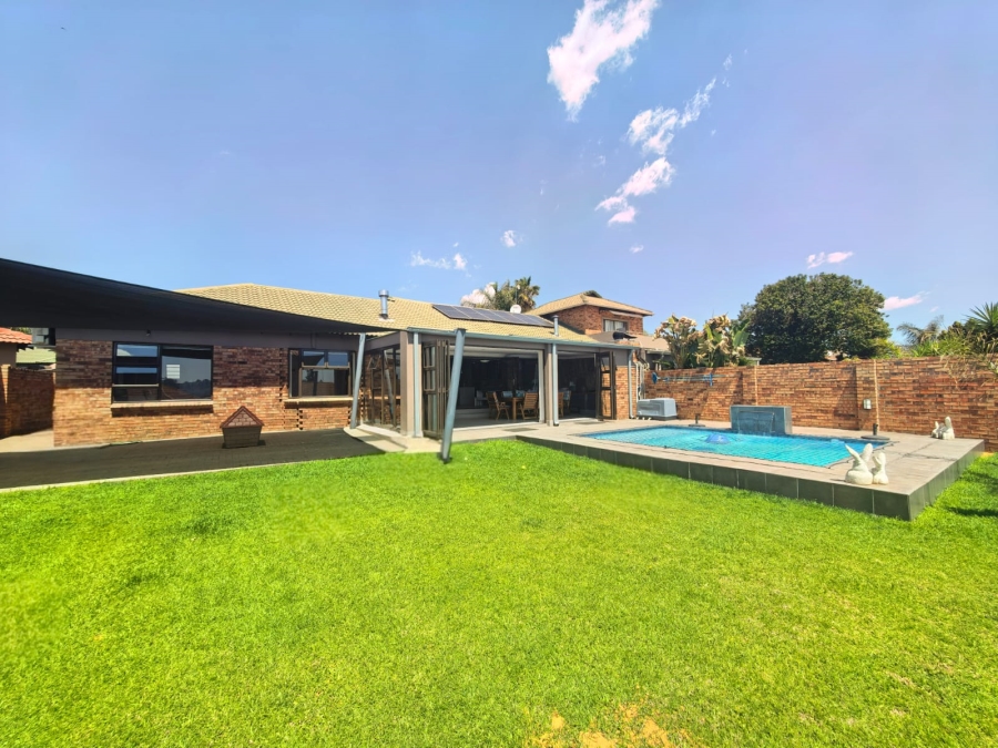 3 Bedroom Property for Sale in Vaalpark Free State
